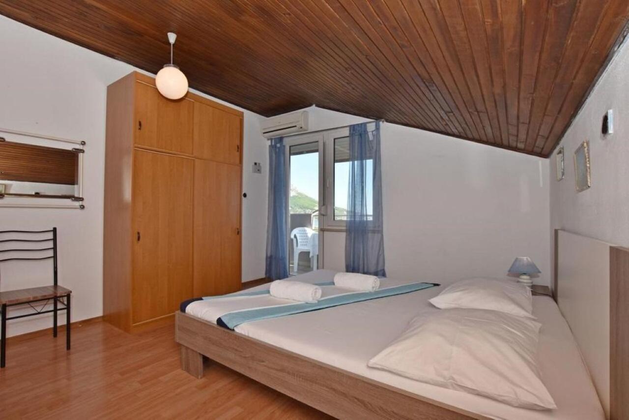 Apartment Rene Omiš Εξωτερικό φωτογραφία