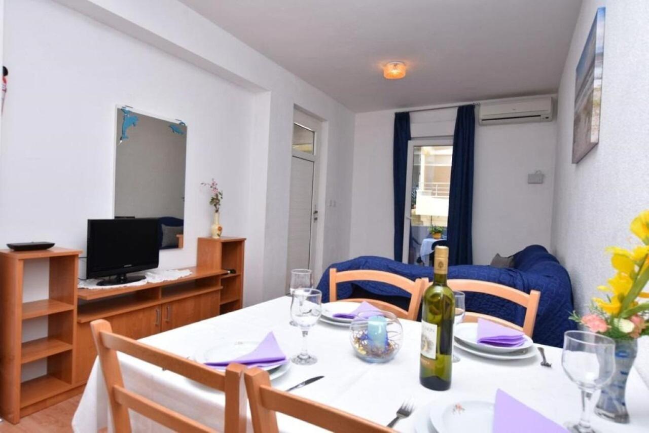 Apartment Rene Omiš Εξωτερικό φωτογραφία